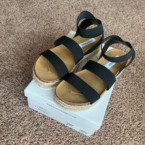 Steve Madden Kimmie Size 9 NWT